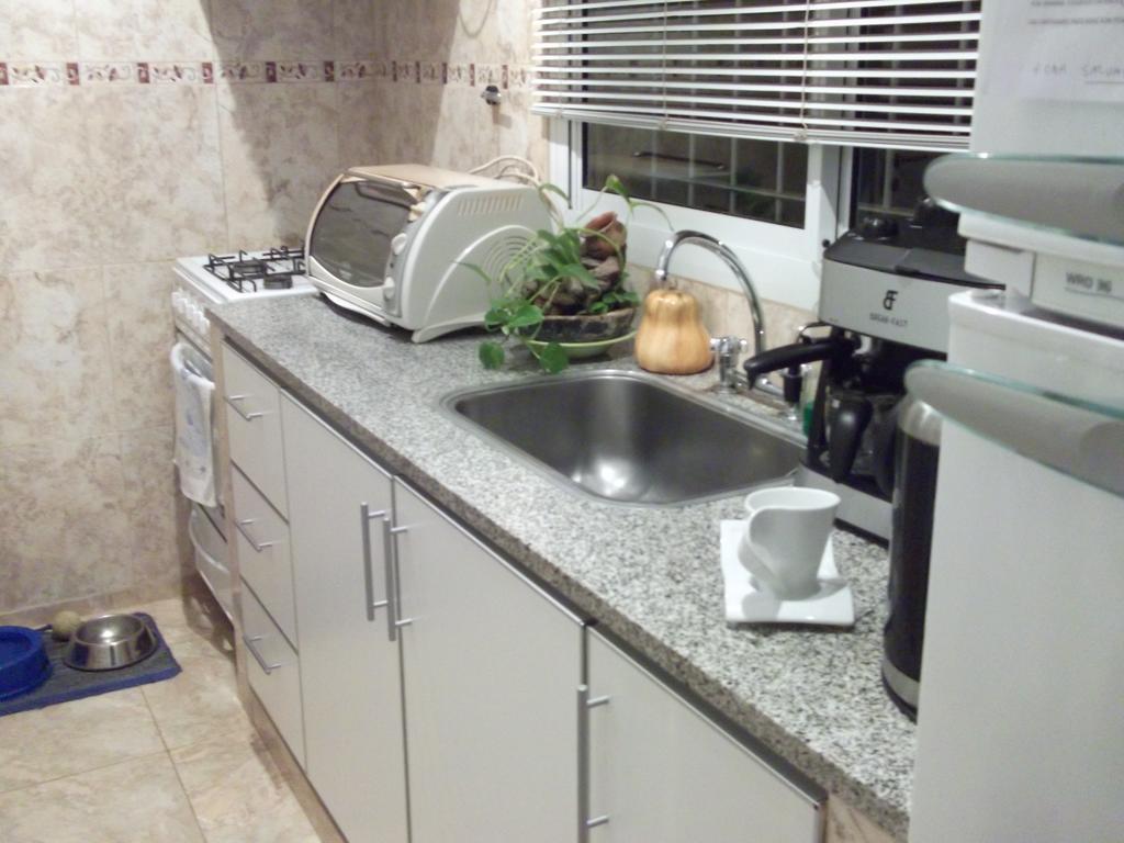Habitacion Privada En La Casa De Thor Trelew Esterno foto